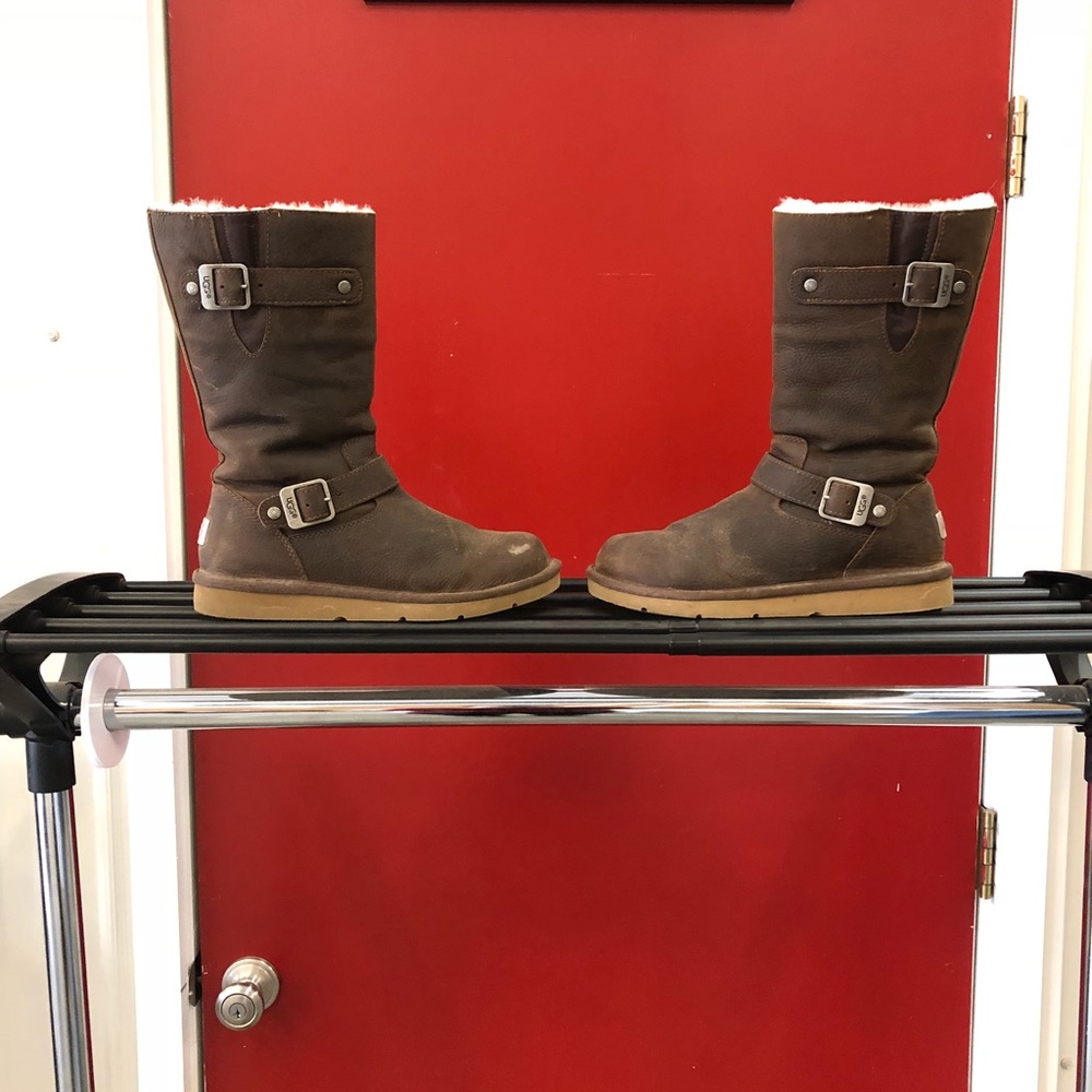UGGS